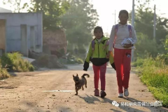 用您的眼界，改變孩子們的視界！